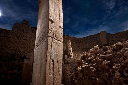 01-gobekli-tepe-pillars-714