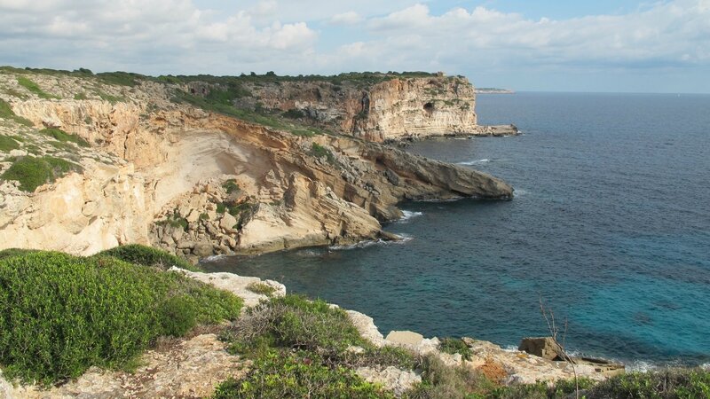 au loin, la Punta des Bancassos