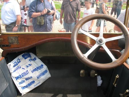 RenaultAXint