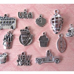 2013 1226 ChicChocPerles - New York collection charms silver
