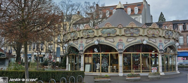 Le carrousel 1900 de la Place Rapp à Colmar