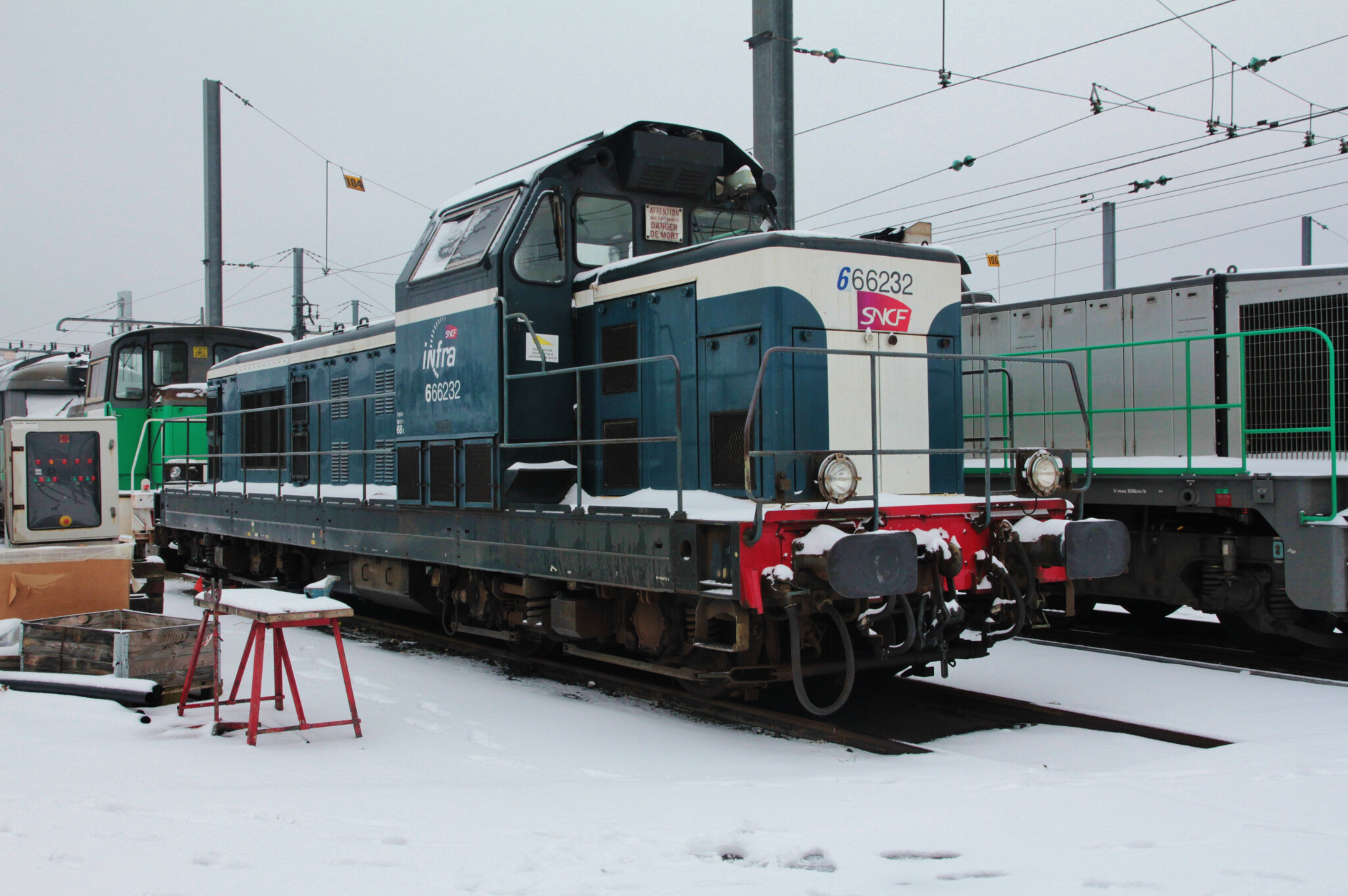 BB 66232 dans la neige à Bordeaux
