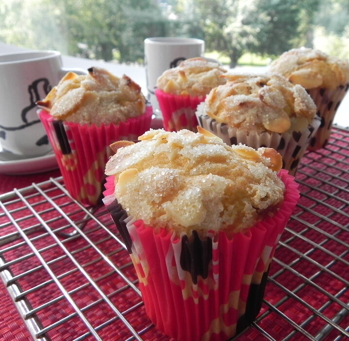 MUFFINS_AMANDE_CANNEBERGE