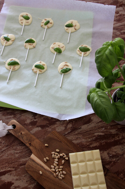 sucettes_pesto_choco_pignons