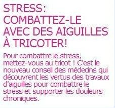 stress avec aiguilles à tricoter