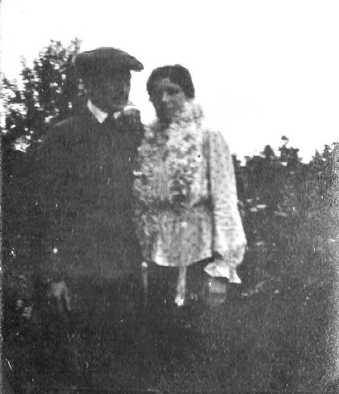 Adrien et Marcelle vers 1920 2