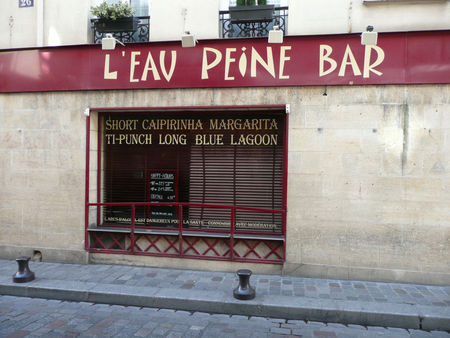 Paris_11_eau_peine_bar