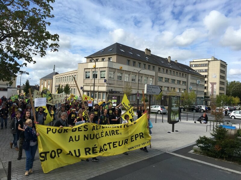 Saint-Lô manifestation anti EPR nucléaire septembre 2017 CAN Ouest défilé