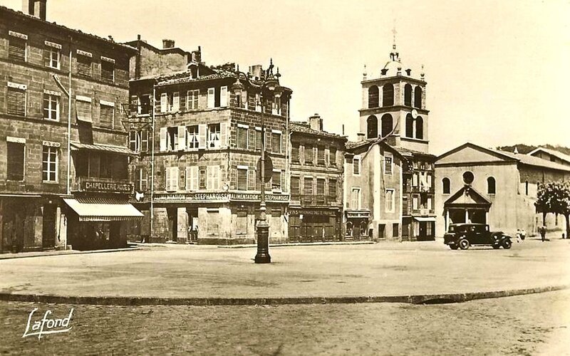 chapellerie place Saint-Pierre