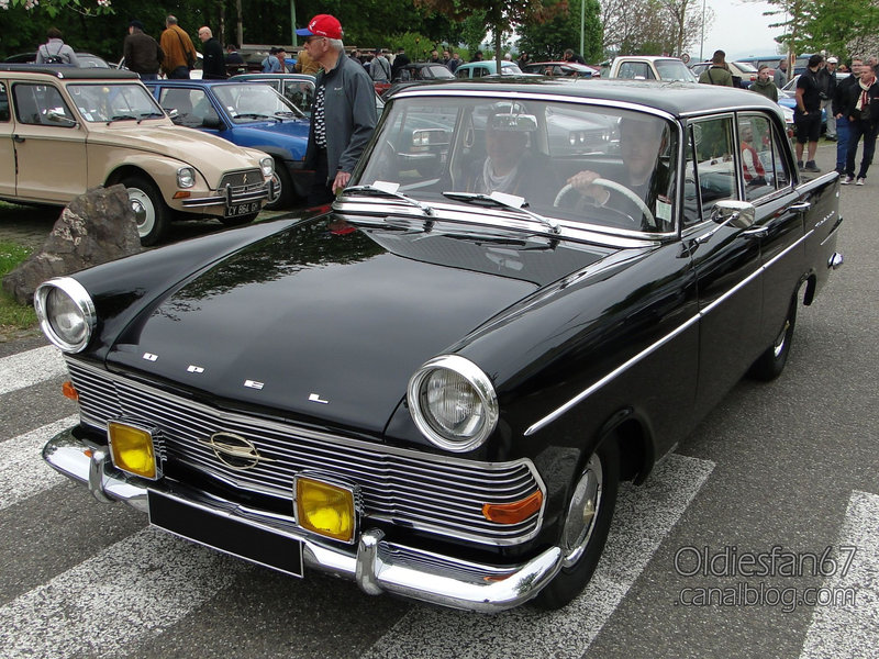 Opel Rekord P2 1700L berline 4 portes 1960-1963-01