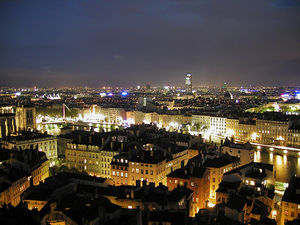 Lyon_by_night