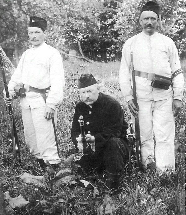 GVC en 1915 fusil Gras cartouchière baïonnette brassard