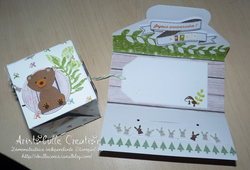 Carte cube pop up Foxy friends - ouverte