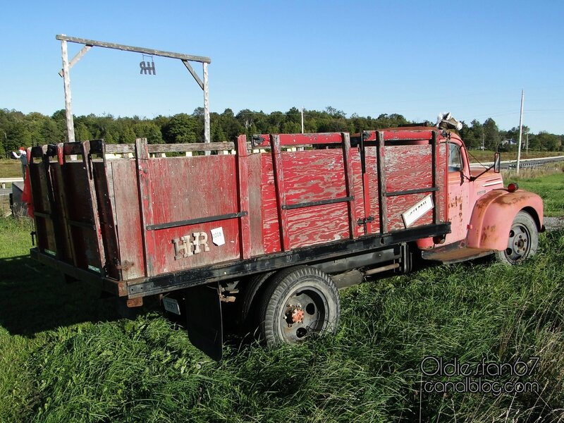 ford-2-ton-crate-1947-02