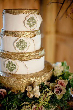 celtic-wedding-cake-300x450