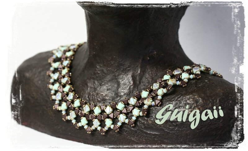 169 Collier Tesselations Menthe_chocolat 