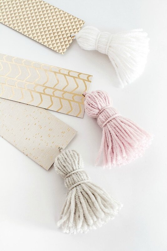 DIY-Chunky-Tassel-Bookmarks3