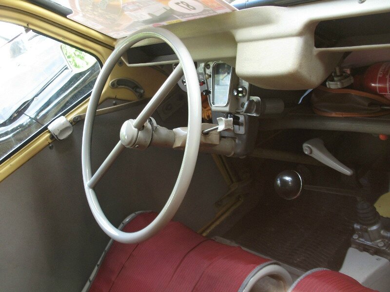 Citroen2CVSaharaint