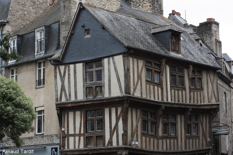 002117 Bretagne Saint-Coulomb - Centre Historique de Dinan - Place du Marchix
