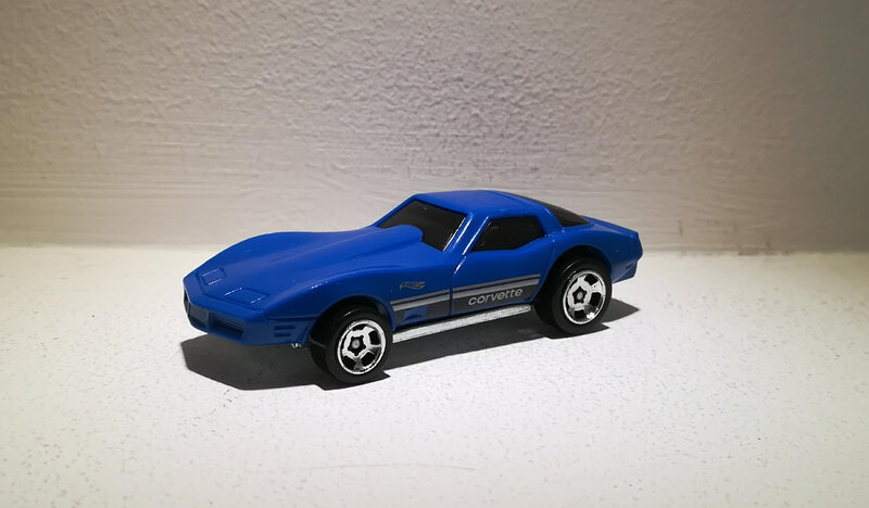 Chevrolet Corvette Stingray (Hotwheels) (3)