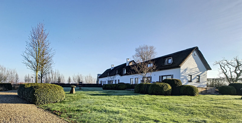 uniekgelegenlandhuismetpaardenstallen002