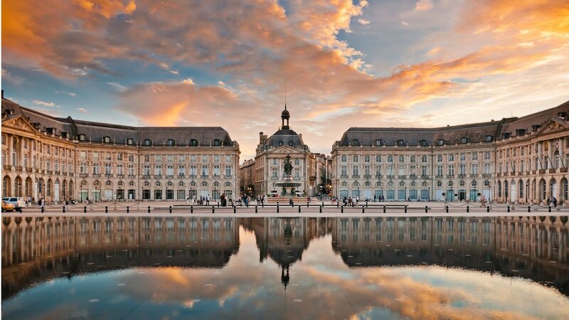 Source : http://www.holidayguru.fr/wp-content/uploads/2015/09/bordeaux-1.jpg