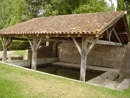 P8161575_1er_Lavoir_d_Issigeac_en_P_rigord