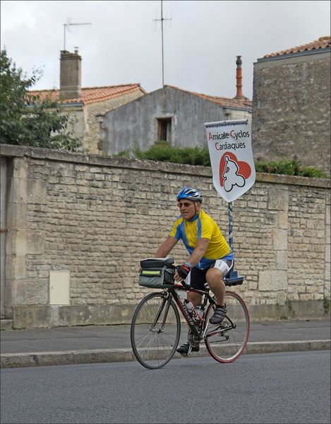 Niort cyclos parade cardiaques 120812