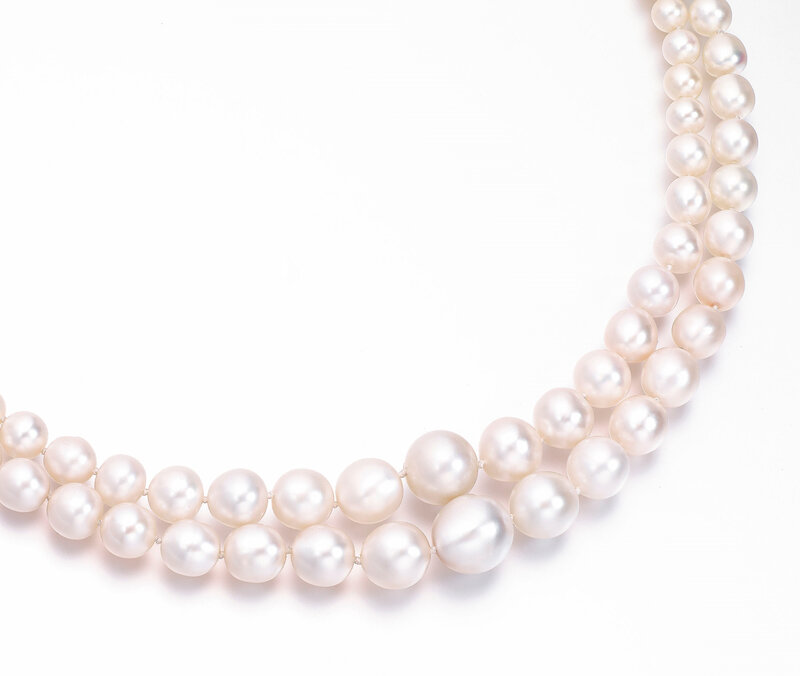 2019_GNV_17436_0249_001(important_natural_pearl_cultured_pearl_and_diamond_necklace_d6231973)