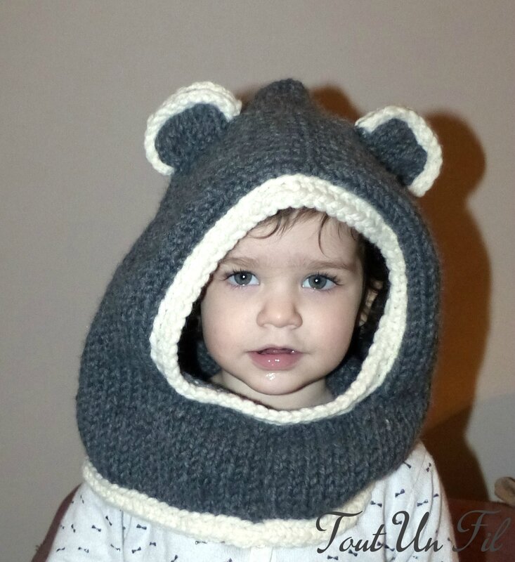 Capuche ourson gris tricot 01