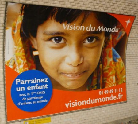 Copie_de_Pub_Vision_du_Monde_M_tro_Paris
