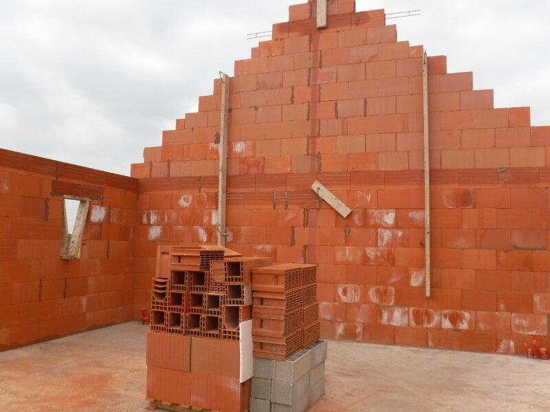 montage murs brique avril 2015 (1)