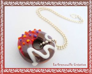 Collier donuts choco cerise (2)