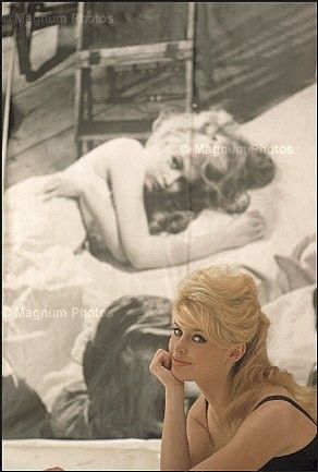 1958-robe_noire-par_Tikhomiroff-051-1