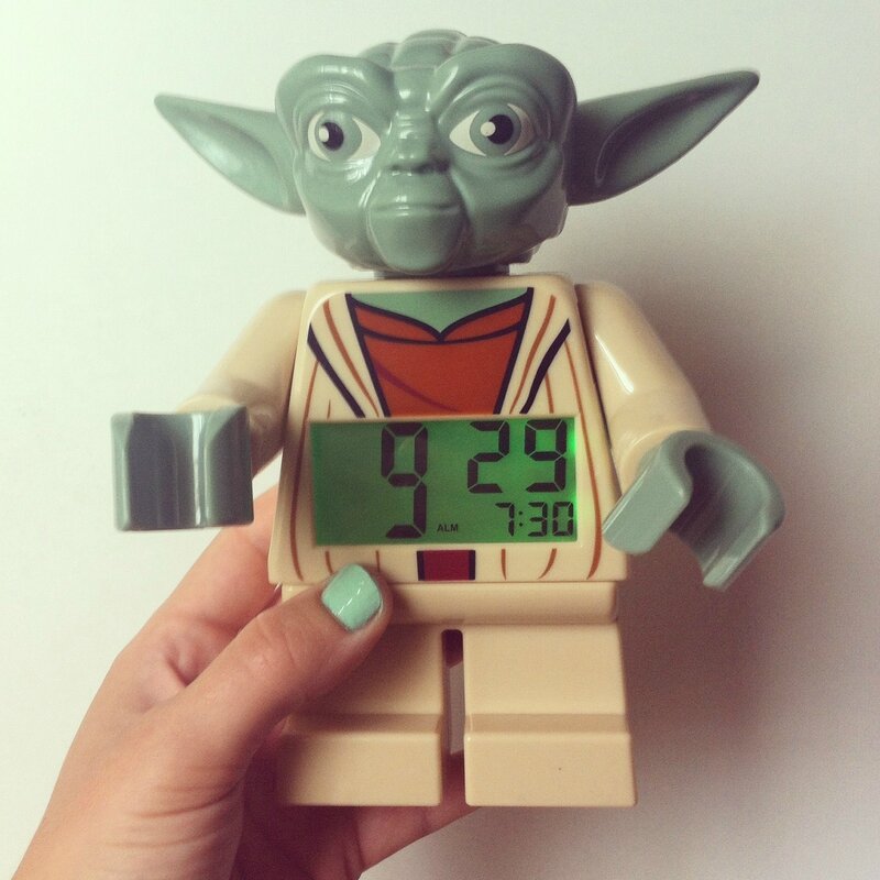 Réveil Yoda, Lego (40 euros environ)