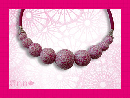 Collier_effet_mosa_que_fushia_dif_taille