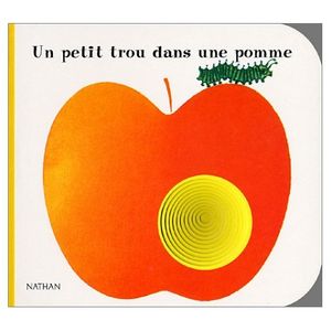 Un_petit_trou_dans_une_pomme