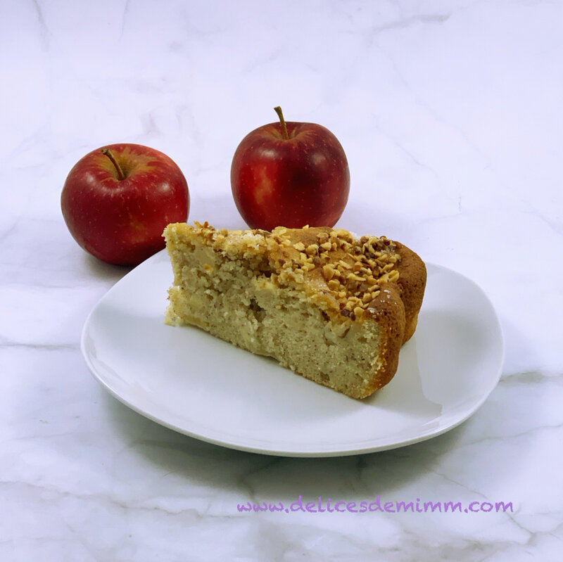 Gâteau moelleux d’automne pommes-noisettes 3