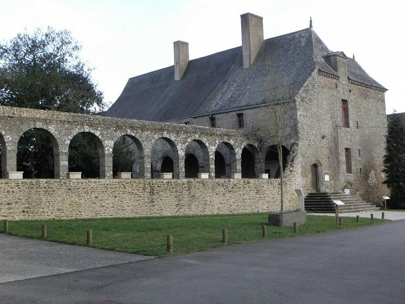 Le_Tronchet_(35)_Abbatiale_Notre-Dame_7