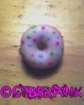 broche_strawberry_donuts