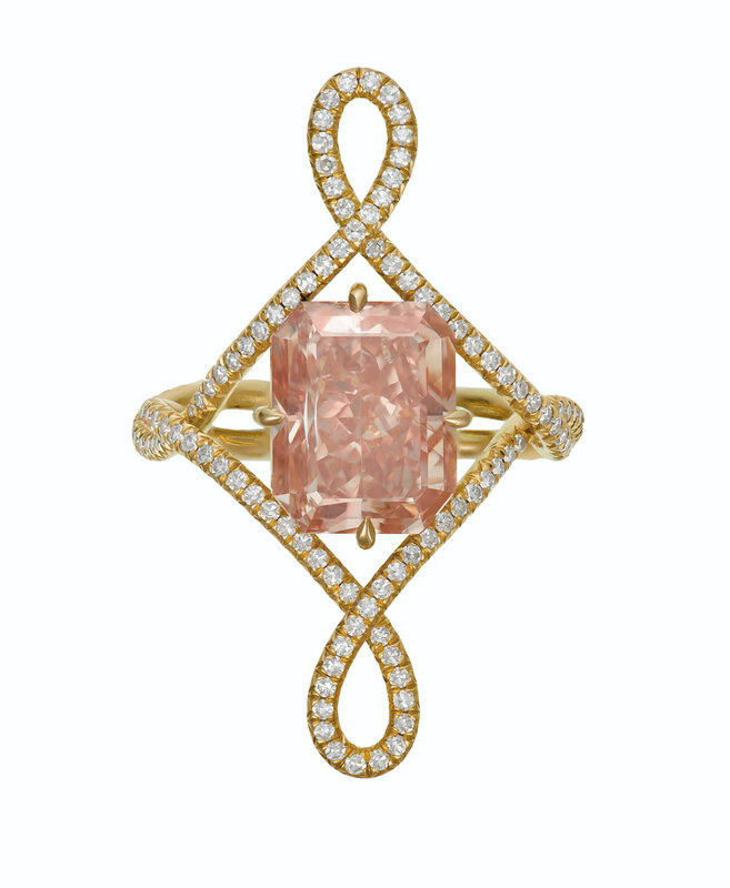 2020_NYR_18991_0375_000(colored_diamond_and_diamond_ring_mounted_by_jar094101)