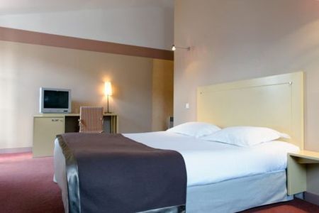 04_hotels_nimes_offres_speciales_special_offers_nimes