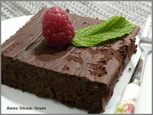 Gâteau mousseux au chocolat recettes Gâteau au chocolat de Laurence Salomon, légèrement revisité.