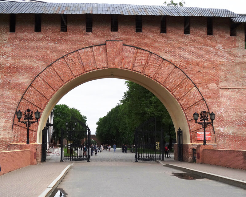L0590 Arche du Dimanche, Porte ouest du Kremlin