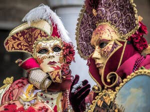 carnaval-venise-costumes-masques-055
