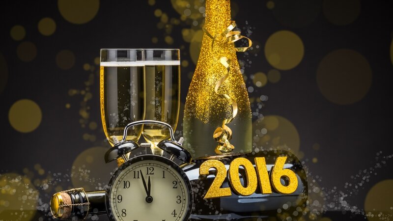 2016_happy_new_year_golden_1120