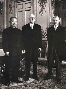 De Gaulle reconnait la Chine Populaire