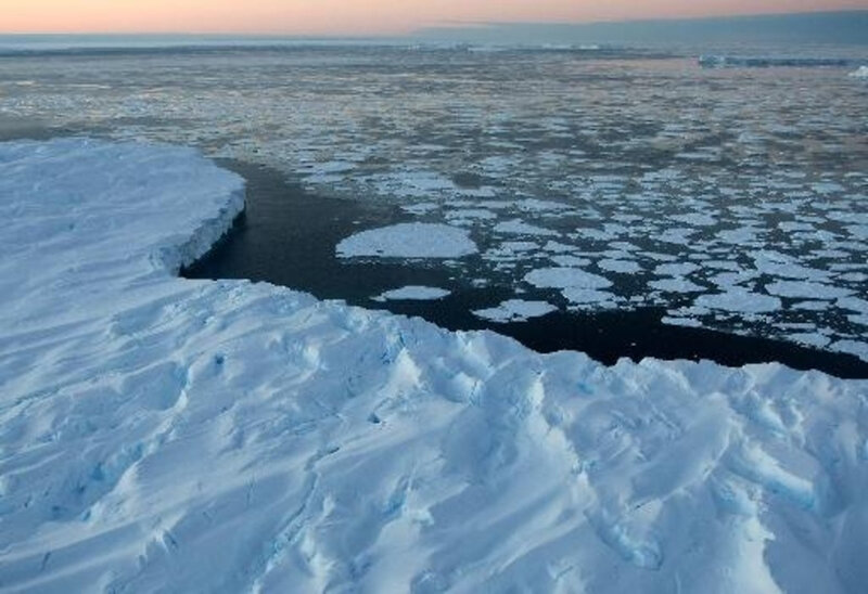 Rechauffement-climatique-et-tensions-avec-la-Russie-au-Conseil-de-l-Arctique_article_popin