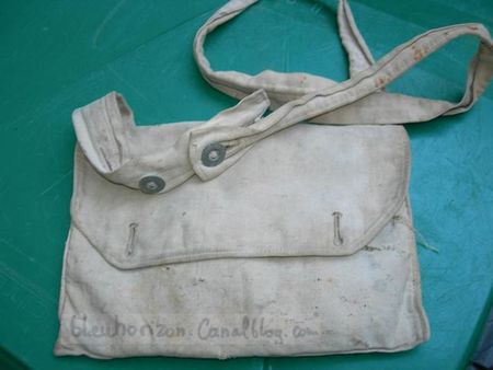pochette_cagoule_
