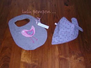 gris-rose petits oiseaux